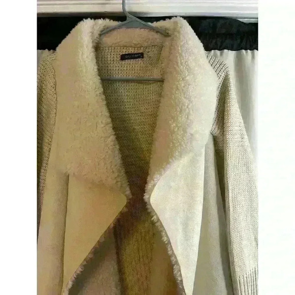 Gaby & Eden Women's Open Waterfall Front Cardigan Size Medium Cream in Color - Picture 7 of 12
